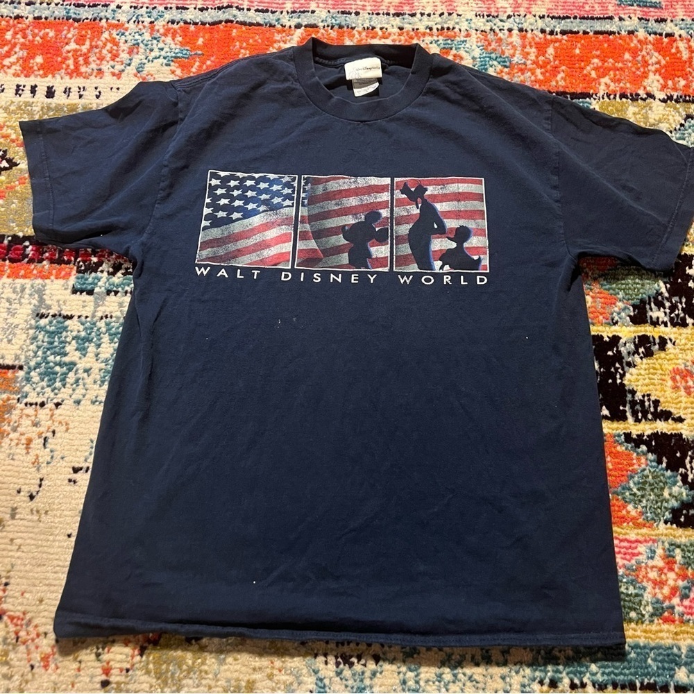 Walt Disney World men’s tshirt size L